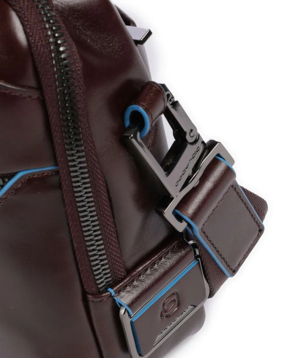 Blue Square Umhängetasche fein genarbtes Rindsleder dunkelbraun