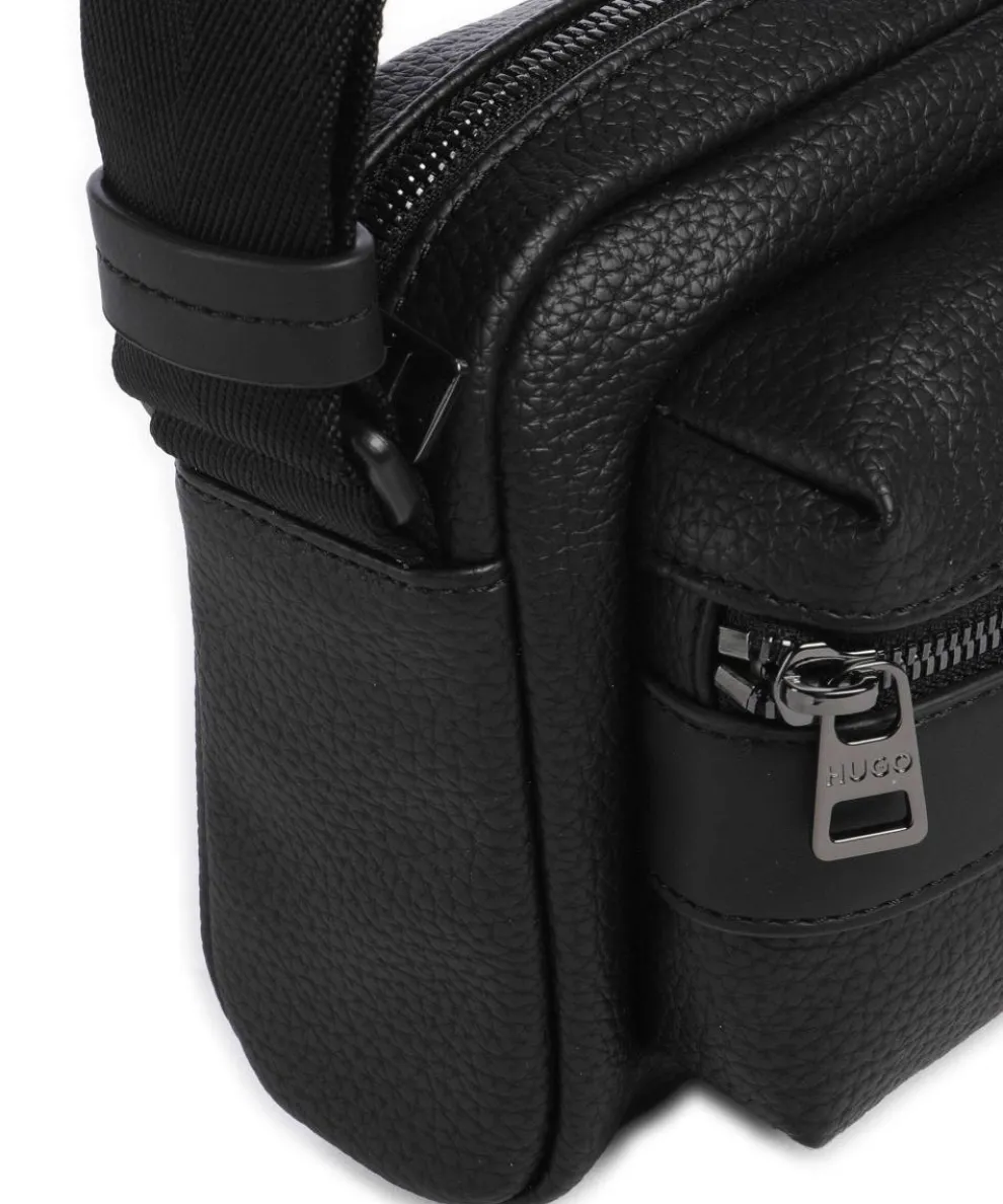 Quantic Umhängetasche Lederimitat schwarz