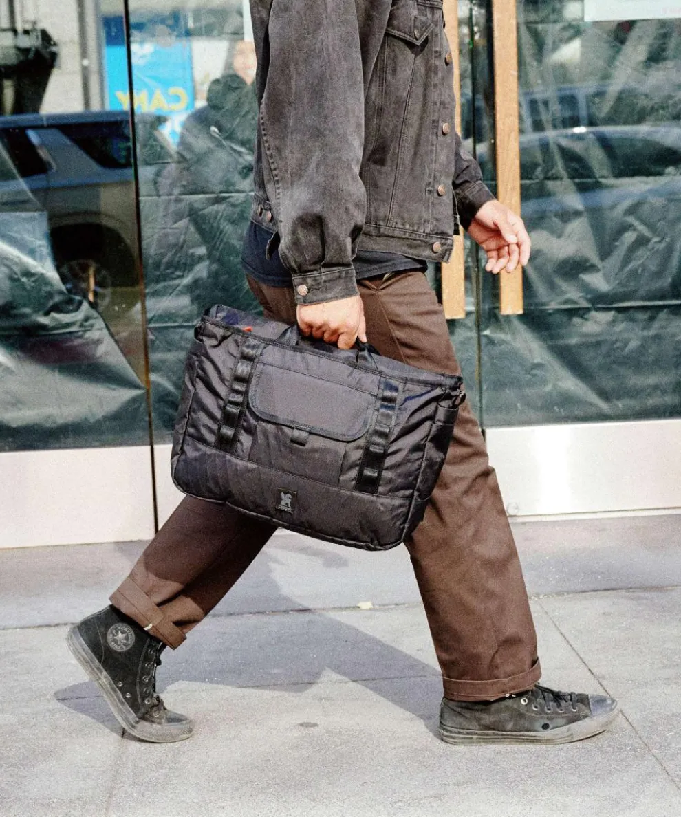 Midtown 20L Kuriertasche 16″ recyceltes Nylon grau