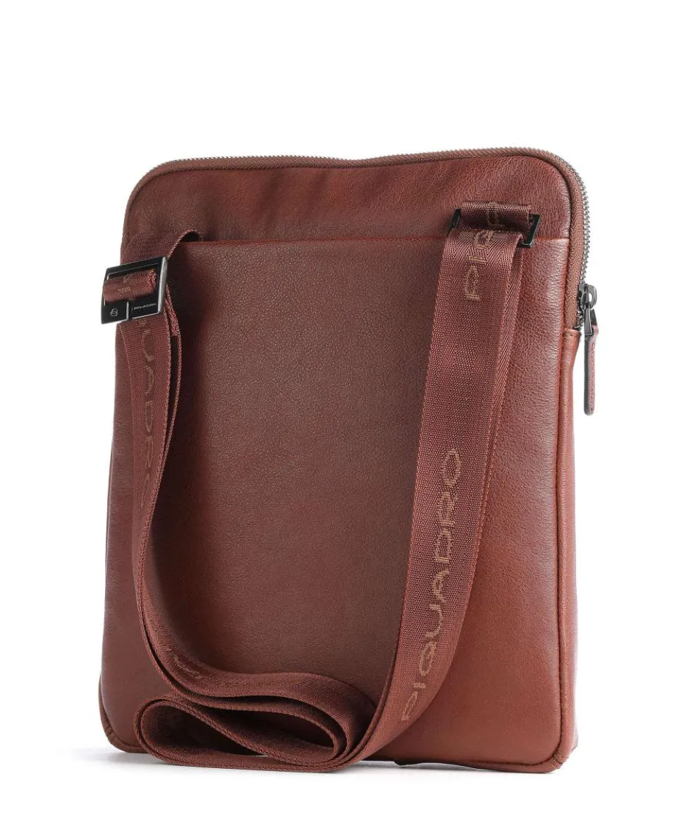 Black Square Umhängetasche genarbtes Leder tabak