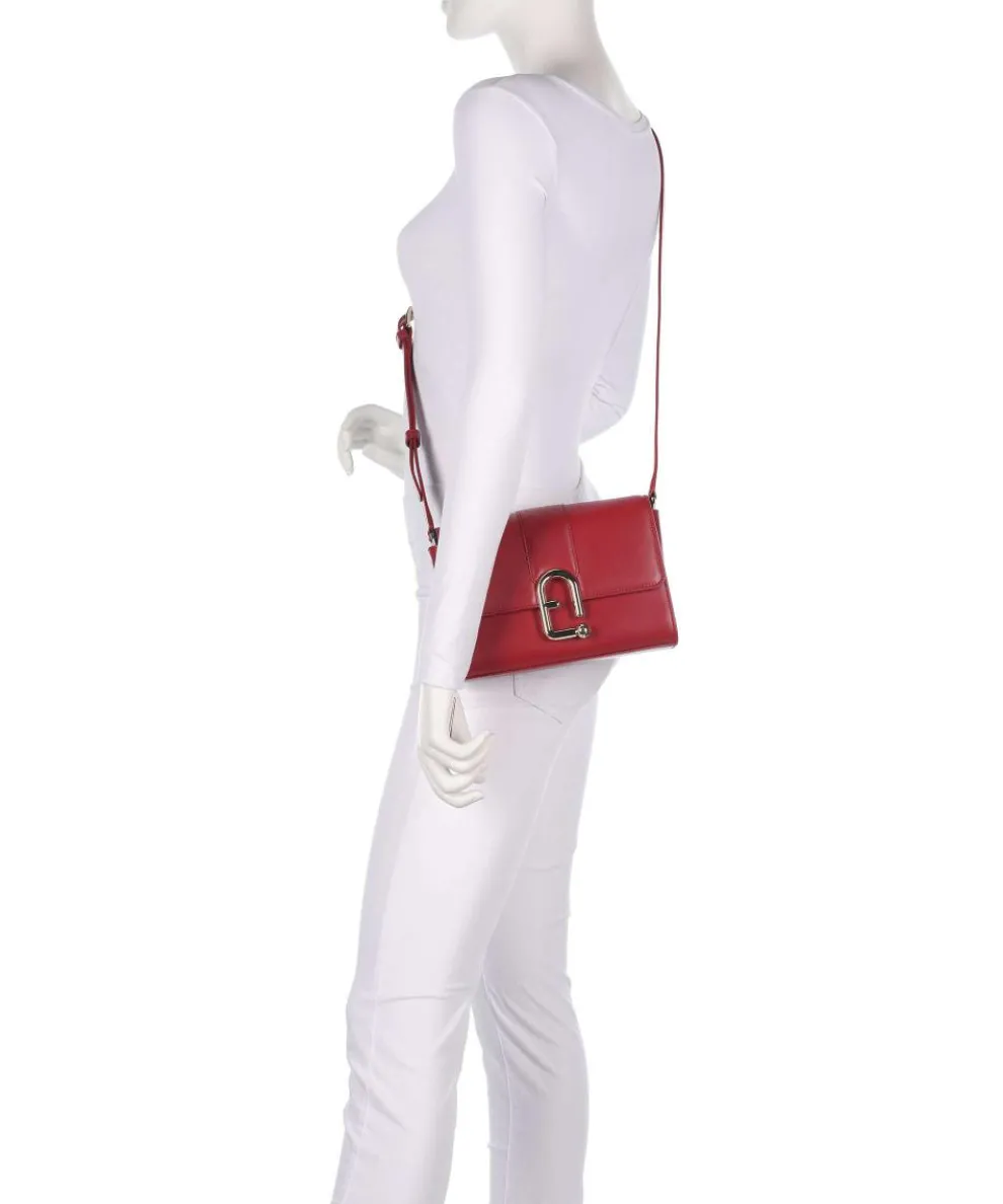 Nuvola S Umhängetasche fein genarbtes Leder dunkelrot