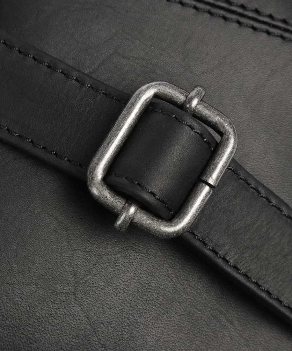 Cow Wax Pull Up Henderson Umhängetasche fein genarbtes Leder schwarz