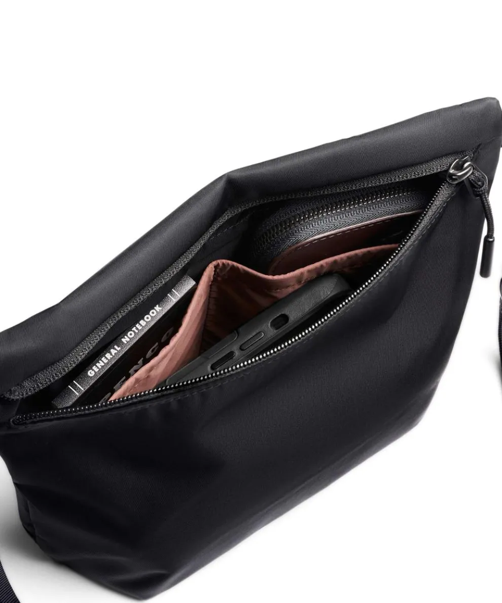 Laneway 3.5L Umhängetasche recyceltes Nylon schwarz