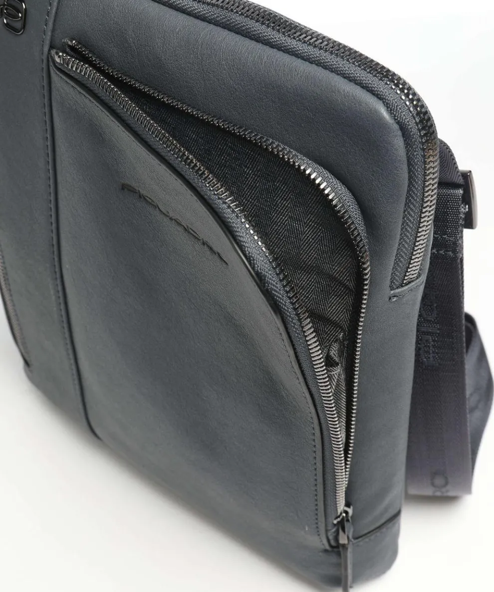 Black Square Umhängetasche genarbtes Leder blaugrau