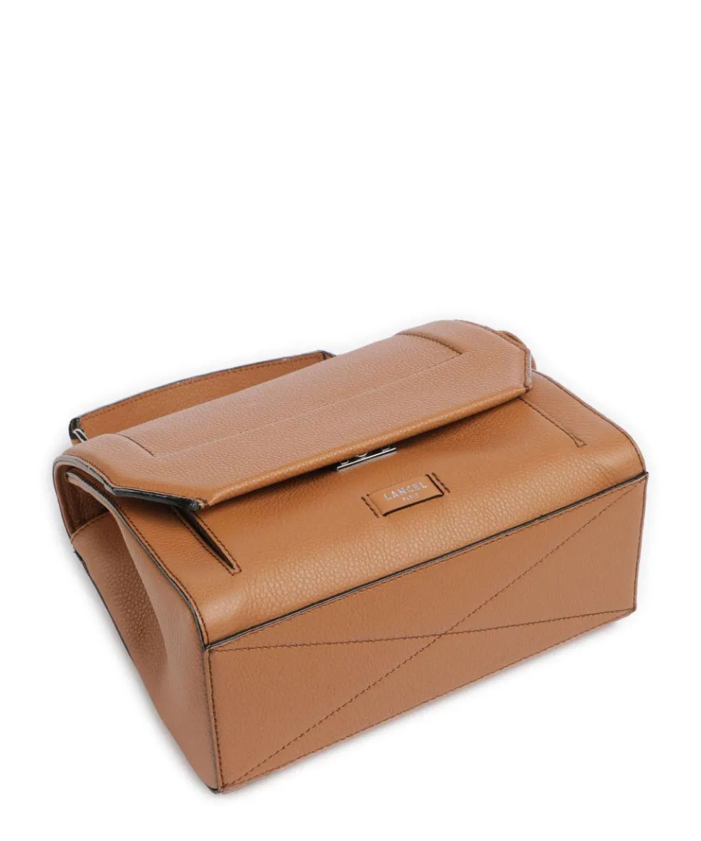 Ninon M Schultertasche genarbtes Rindsleder camel