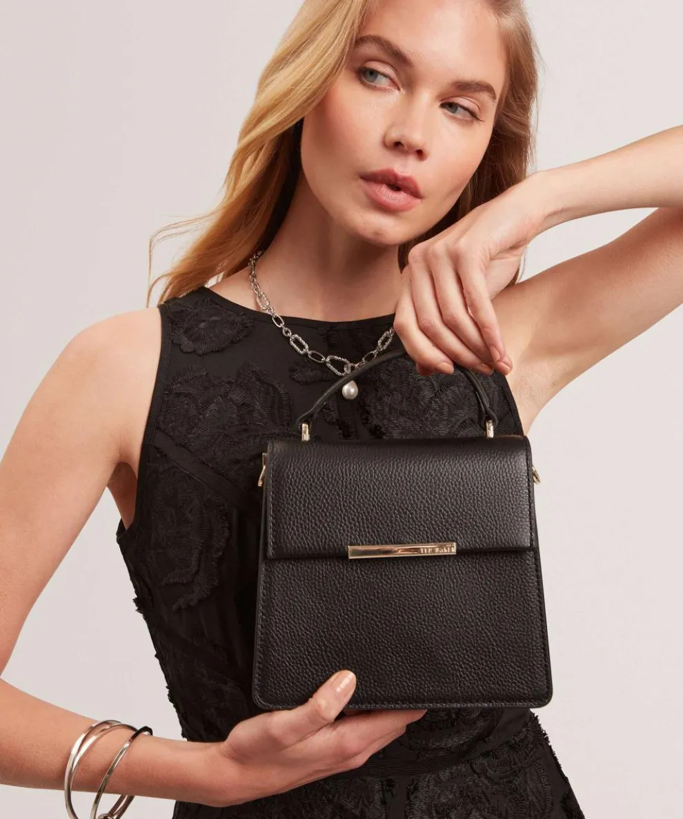 Roselii Umhängetasche genarbtes Rindsleder schwarz