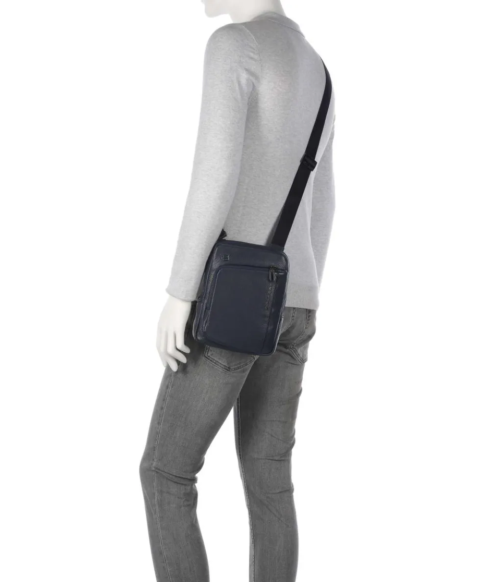 S134 Umhängetasche genarbtes Rindsleder navy