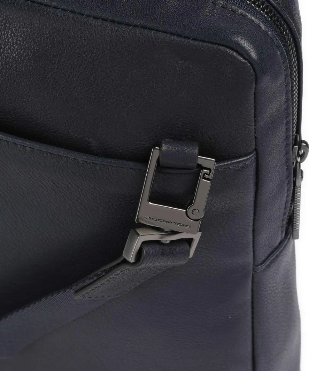 S134 Umhängetasche genarbtes Rindsleder navy