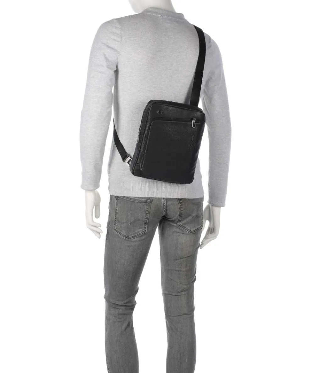 S134 Umhängetasche genarbtes Rindsleder schwarz