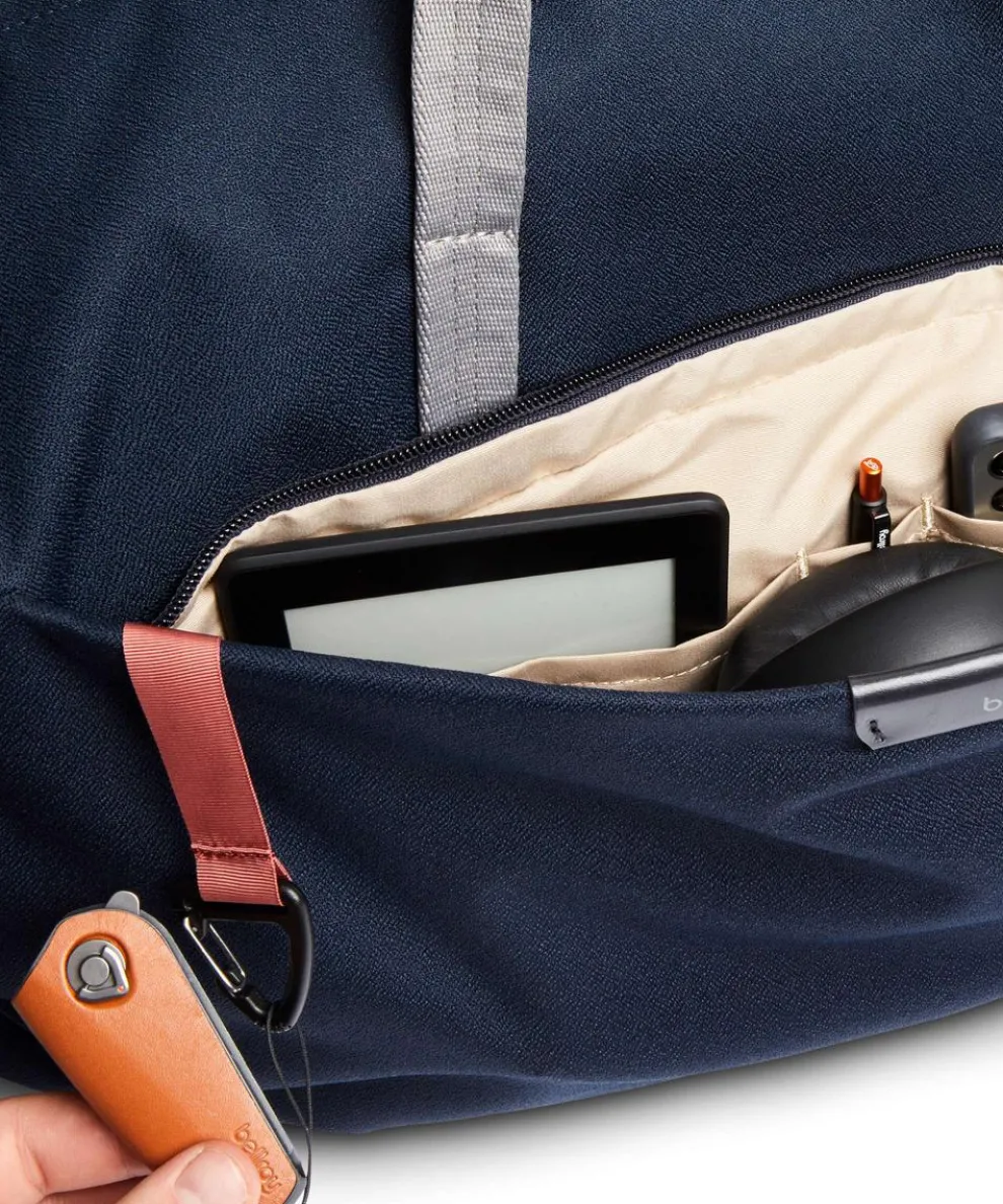 Classic 45L Weekender navy 66 cm