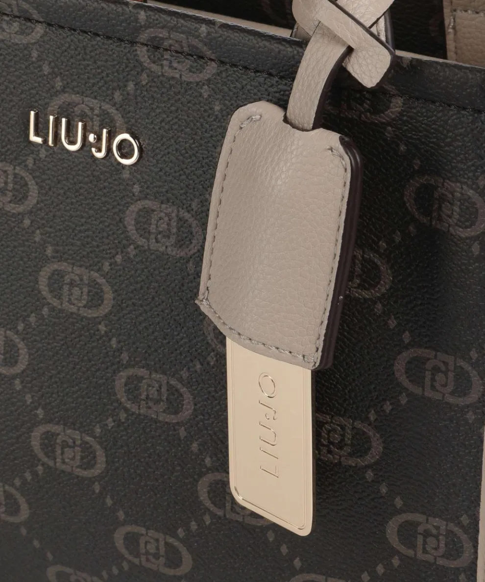 Ridhi S Handtasche Lederimitat beige