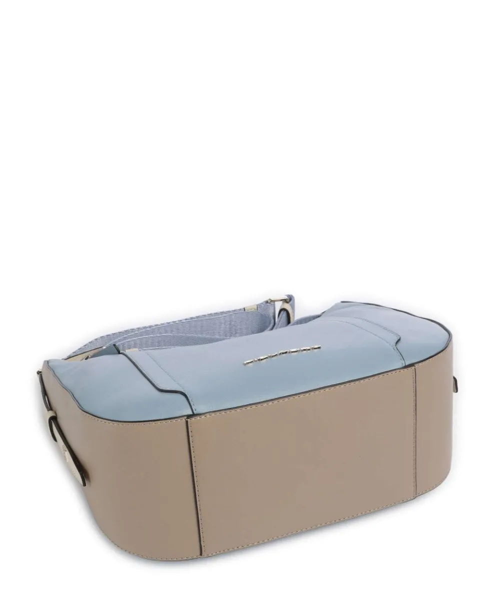 W92 Umhängetasche fein genarbtes Rindsleder hellblau