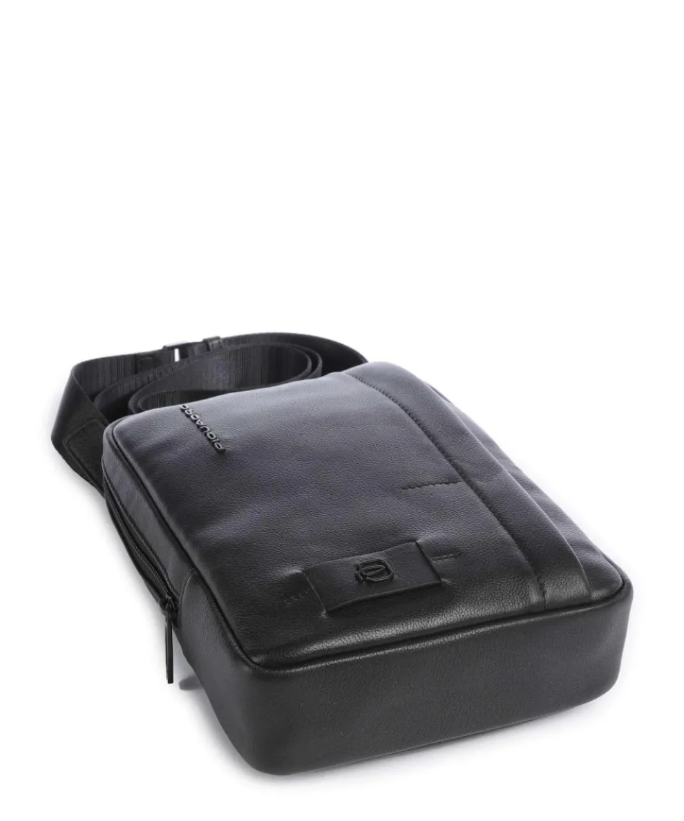 W137 Umhängetasche genarbtes Rindsleder schwarz